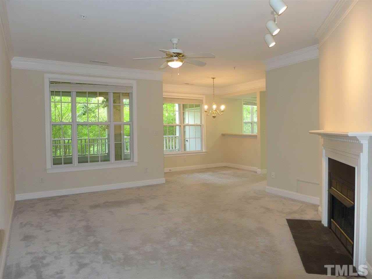 124 Providence Glen Dr - Photo 5 of 19