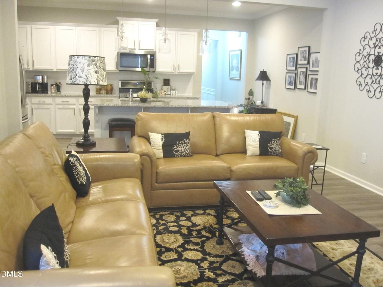 579 Metro Sta - Photo 6 of 26