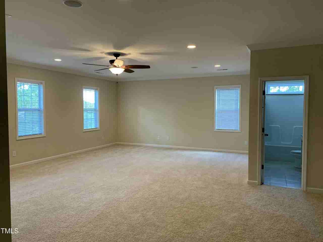 1641 Holly Creek Ln - Photo 7 of 27