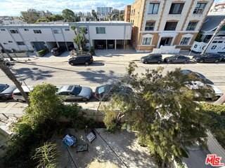 46 Rose Ave - Photo 7 of 8