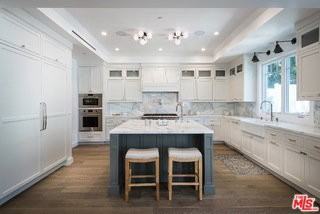 530 Arbramar Ave - Photo 5 of 7