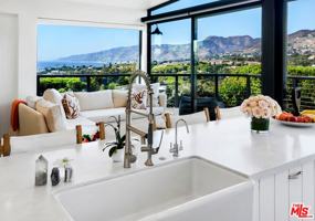 featured image of 29500 Heathercliff Rd #212