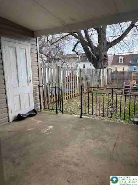 24 N 11th St - Photo 6 of 8