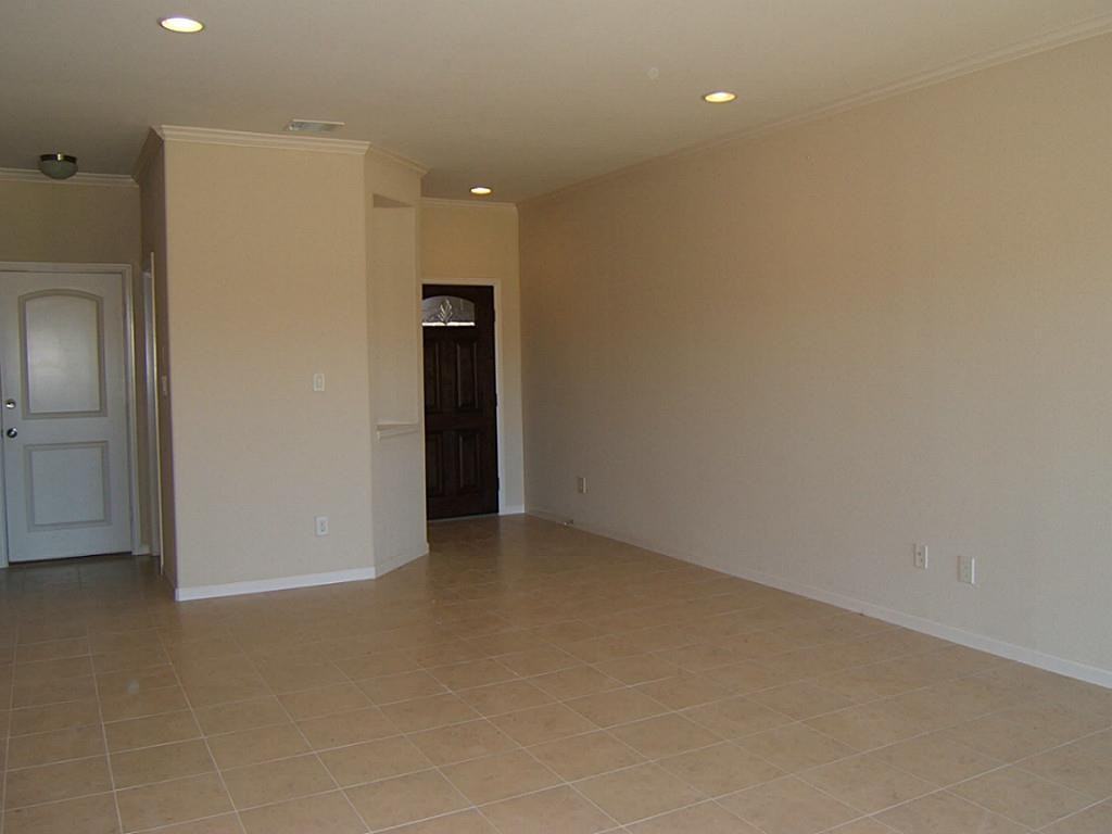 336 Lazy Ln - Photo 3 of 28