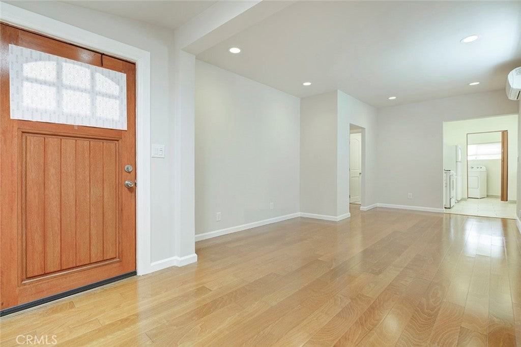 4018 Somers Ave - Photo 3 of 21