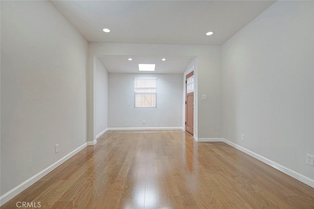 4018 Somers Ave - Photo 5 of 21