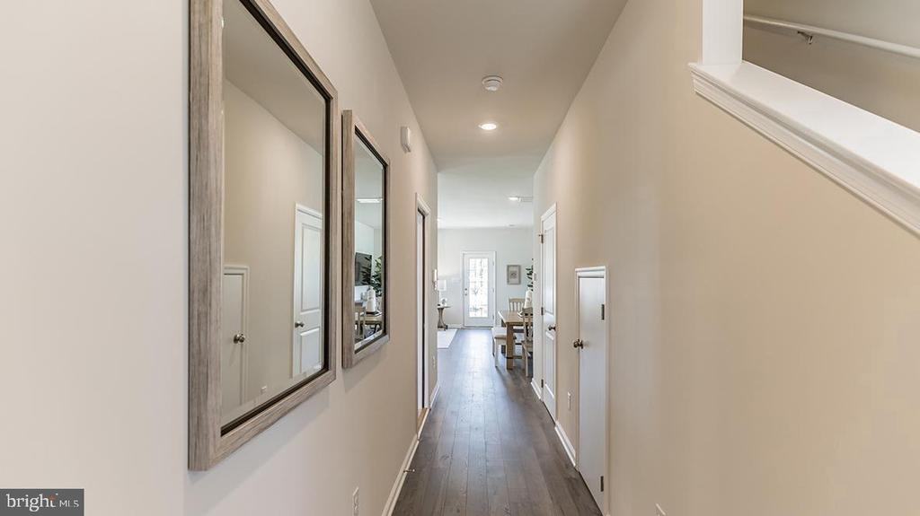 57 Arlotta St - Photo 3 of 6