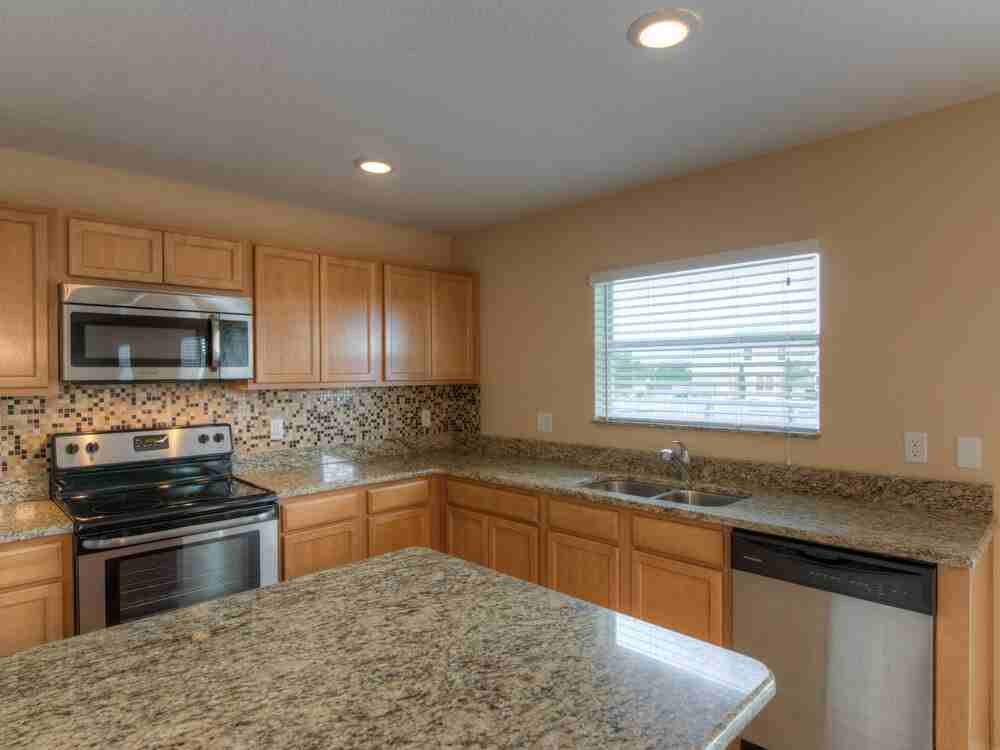 2929 Breezy Meadow Rd - Photo 5 of 15