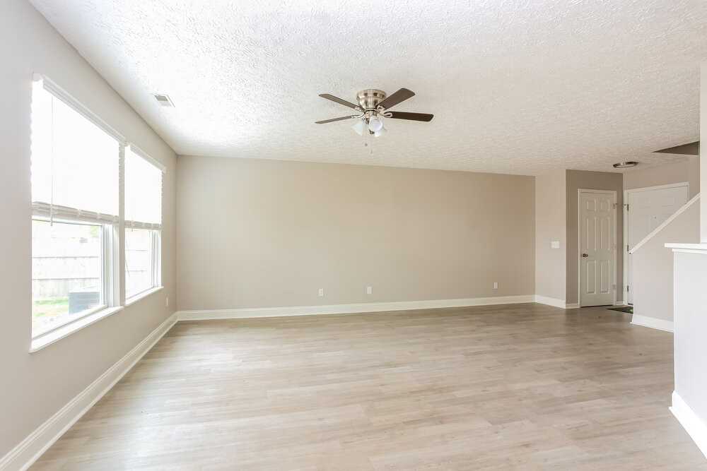 6245 Jolliff St - Photo 5 of 17