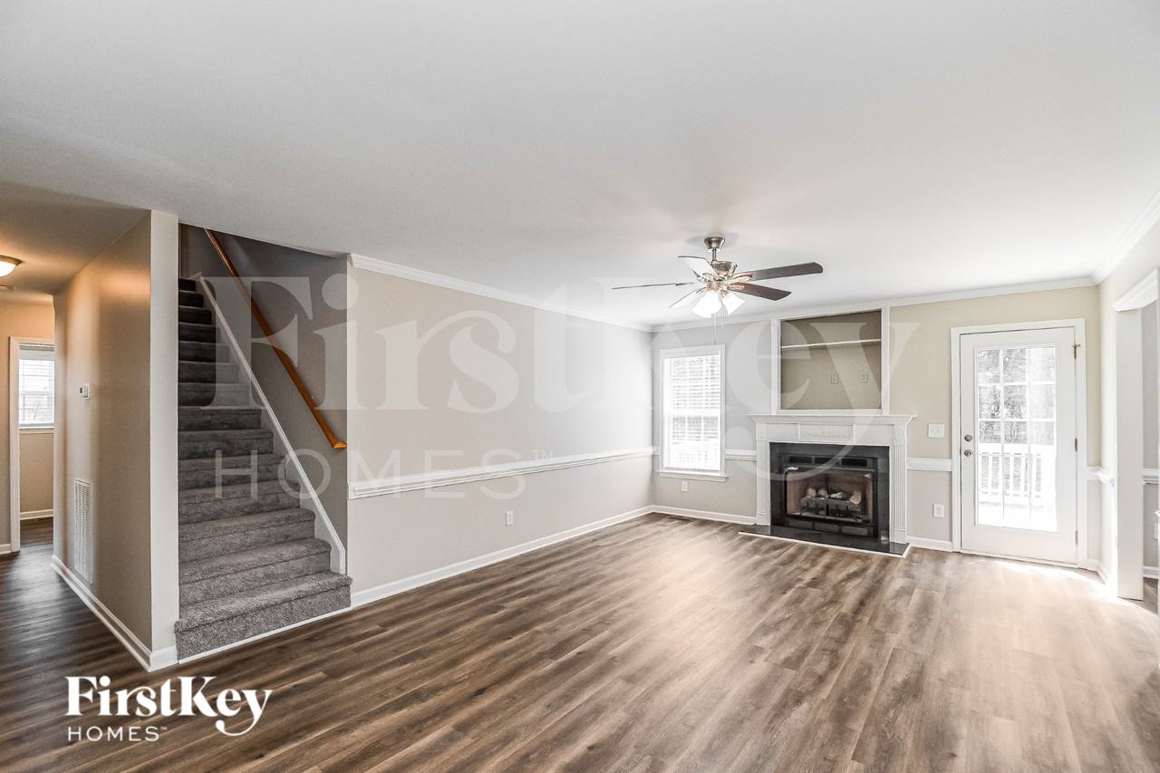 164 Cool Creek Dr - Photo 2 of 19