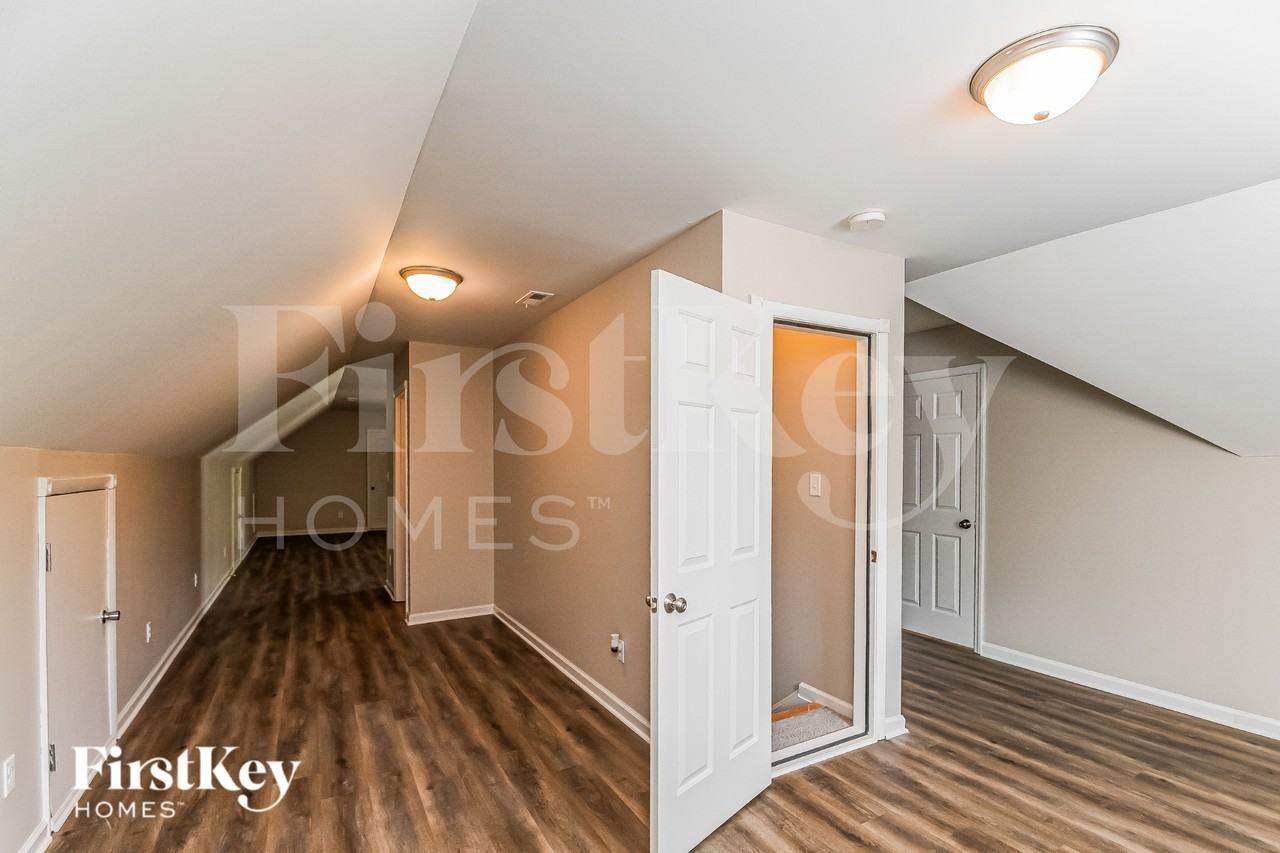 164 Cool Creek Dr - Photo 5 of 19