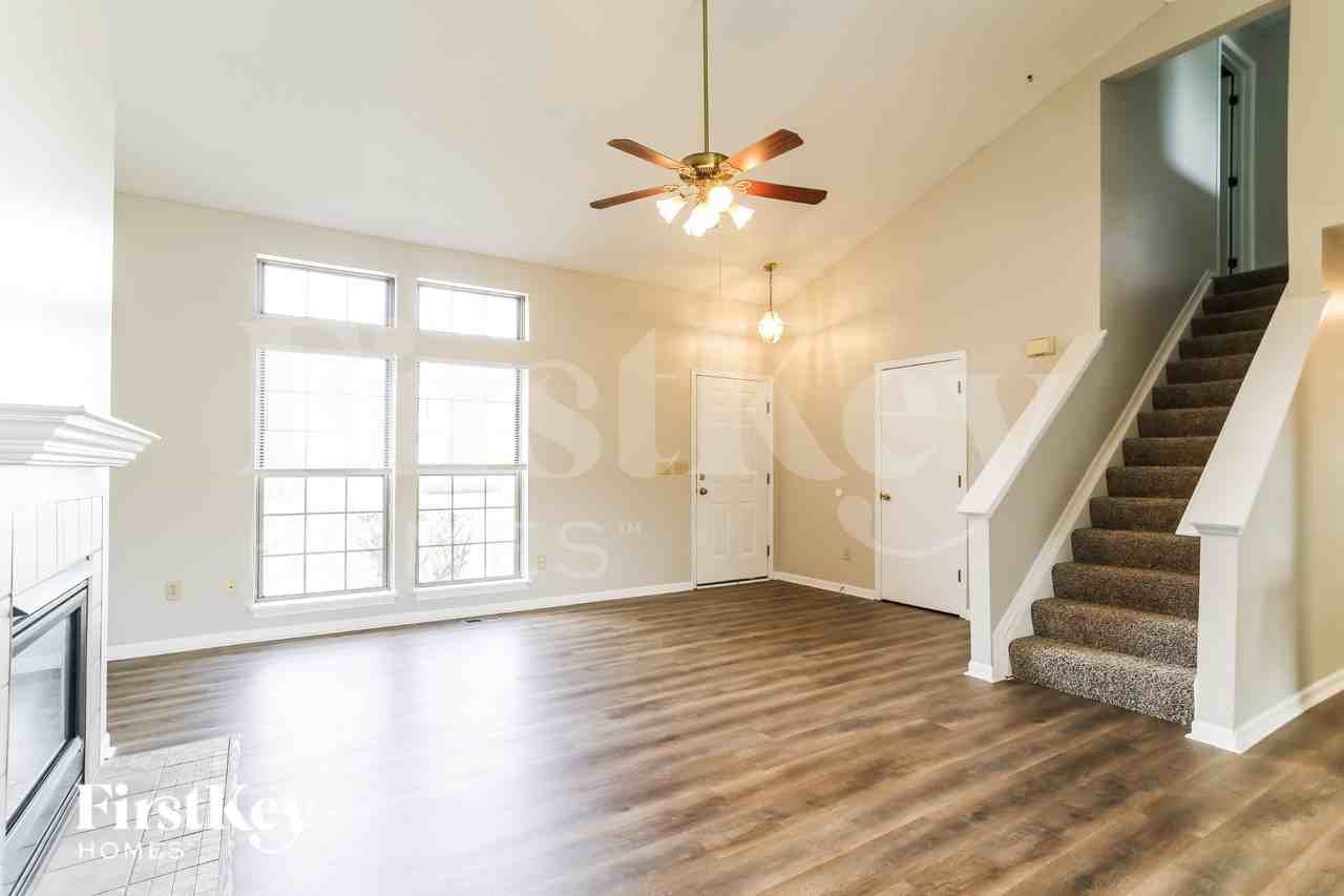 6335 Whims Rd - Photo 2 of 19