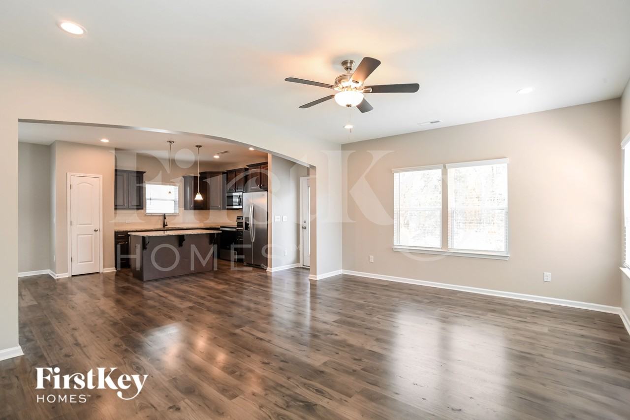 1232 Scotch Meadows Loop - Photo 2 of 19