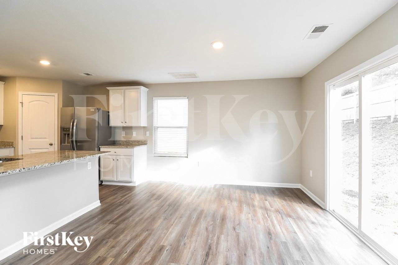 9107 Creedmore Hills Dr - Photo 6 of 19