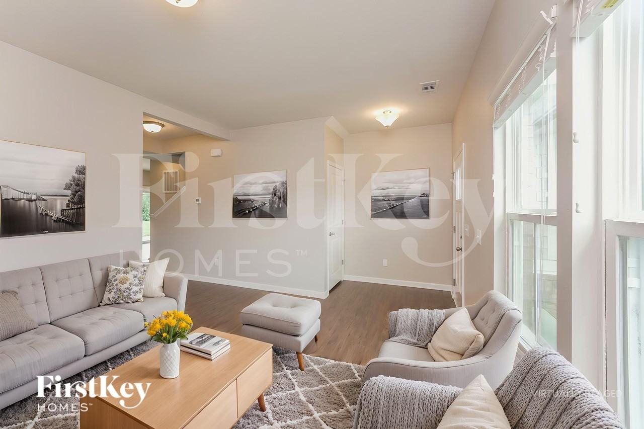 102 Shanache Dr - Photo 4 of 19
