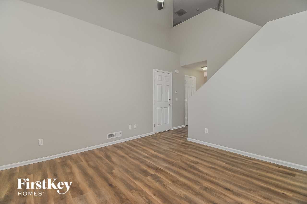 4545 Settlement Way - Photo 2 of 15