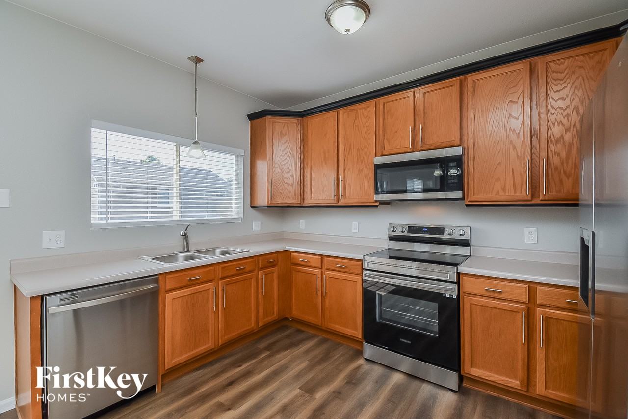 4545 Settlement Way - Photo 7 of 15