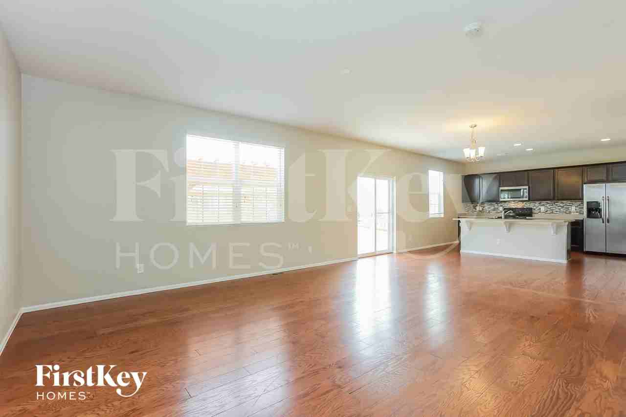 6463 N Ensenada Ct - Photo 3 of 15