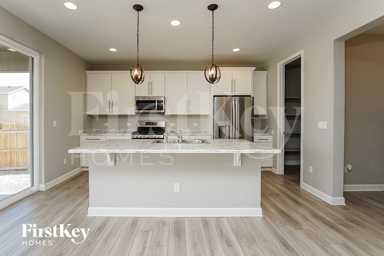 18009 E 99th Pl - Photo 7 of 15