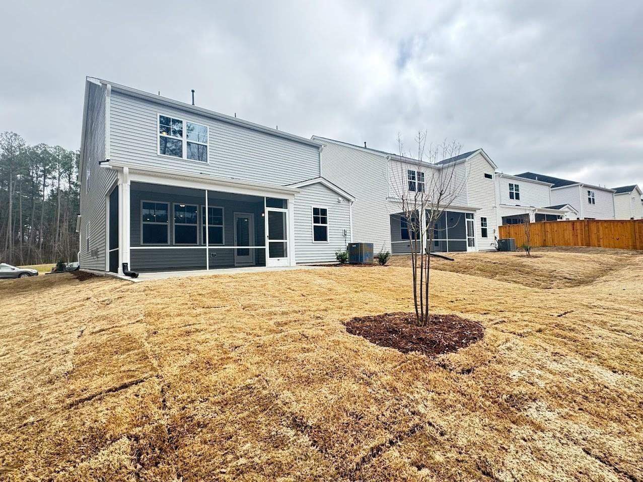 2030 Jollay St - Photo 3 of 32