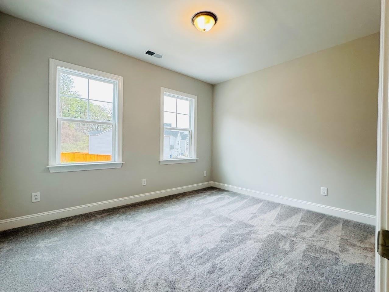 2030 Jollay St - Photo 6 of 32