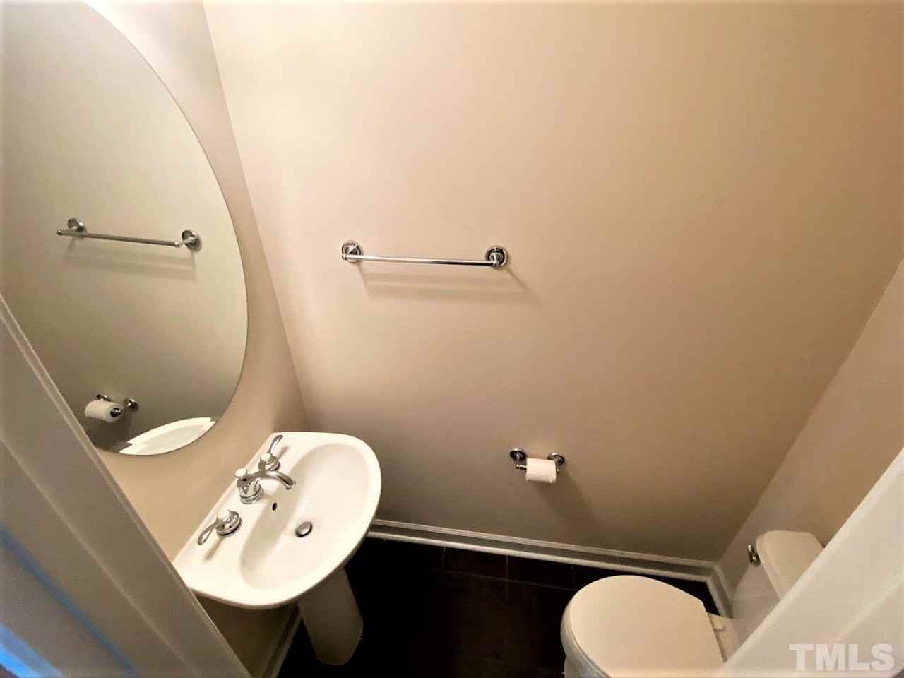 1009 Circandian Ct - Photo 7 of 15