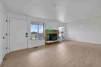 21343 96th Ave S - Photo 2 of 24