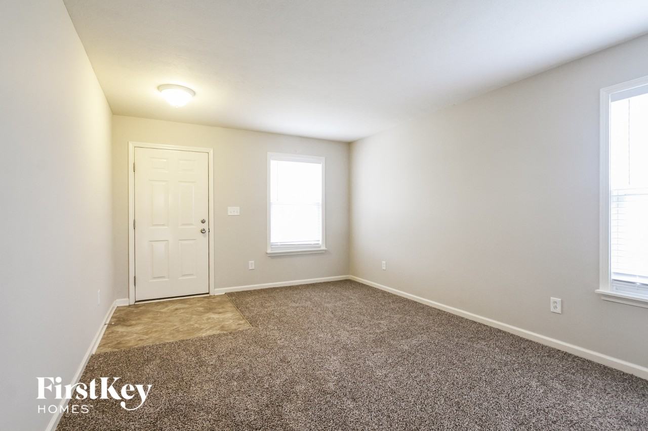 3823 Indigo Blue Blvd - Photo 2 of 15