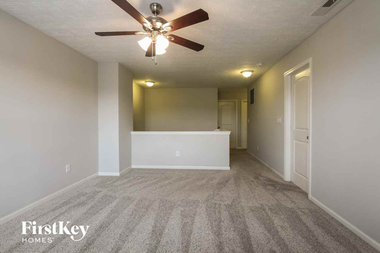 3823 Indigo Blue Blvd - Photo 6 of 15