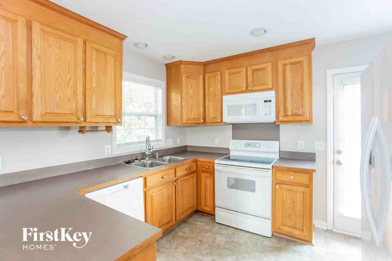 1094 Piney Church Rd - Photo 6 of 15