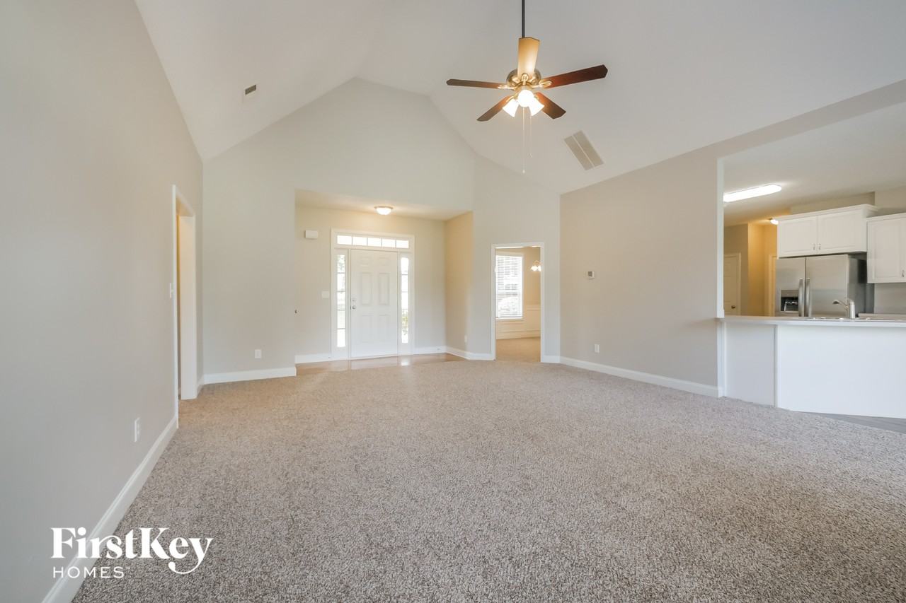 117 Marshas Vineyard - Photo 2 of 15