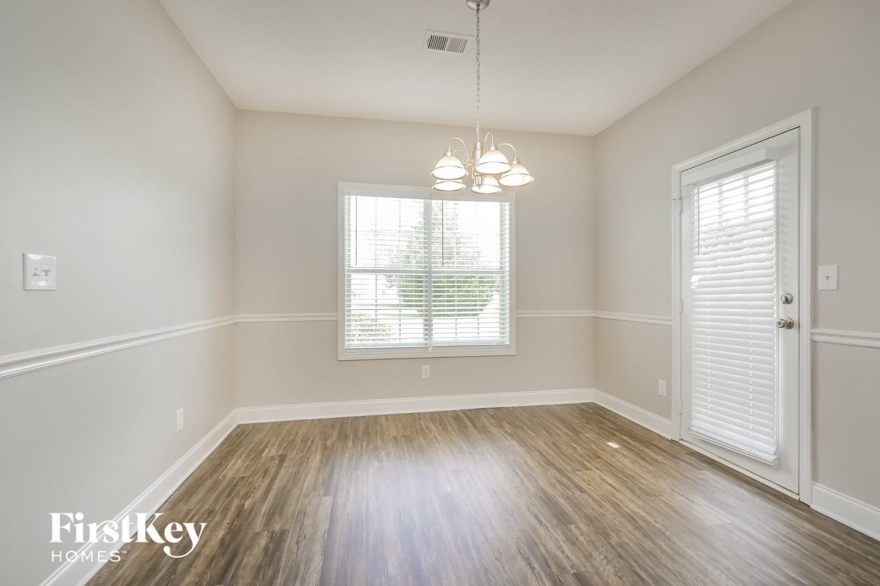 117 Marshas Vineyard - Photo 6 of 15