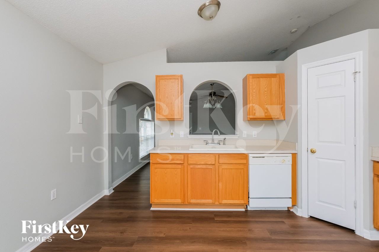 11153 Summer Star Dr - Photo 7 of 15