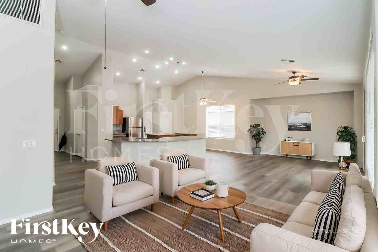 7552 W State Ave - Photo 6 of 18