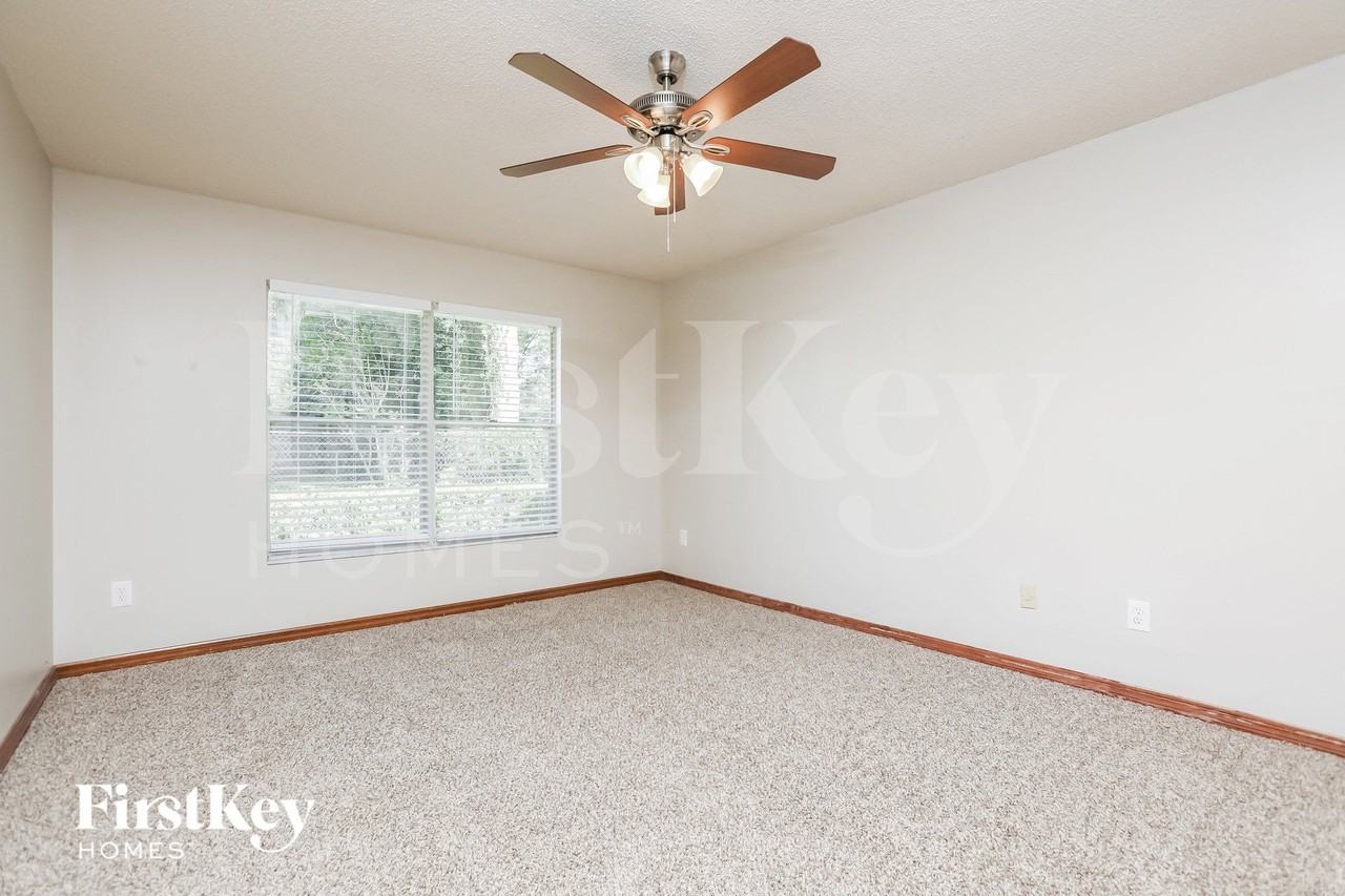 104 Hazel Blvd - Photo 7 of 15