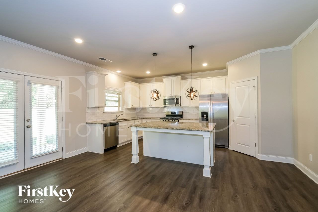 325 Stonecreek Pkwy - Photo 6 of 15