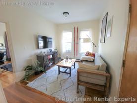 37 Oak St #3R - Photo 1 of 1