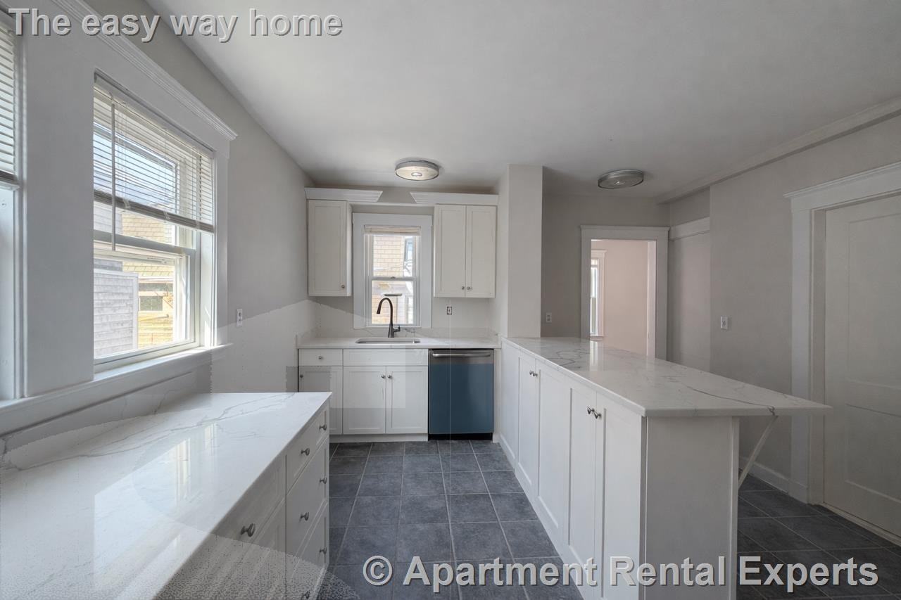 441 Broadway #2 - Photo 3 of 13