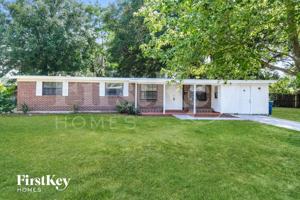 featured image of 7720 Lauderdale Dr N