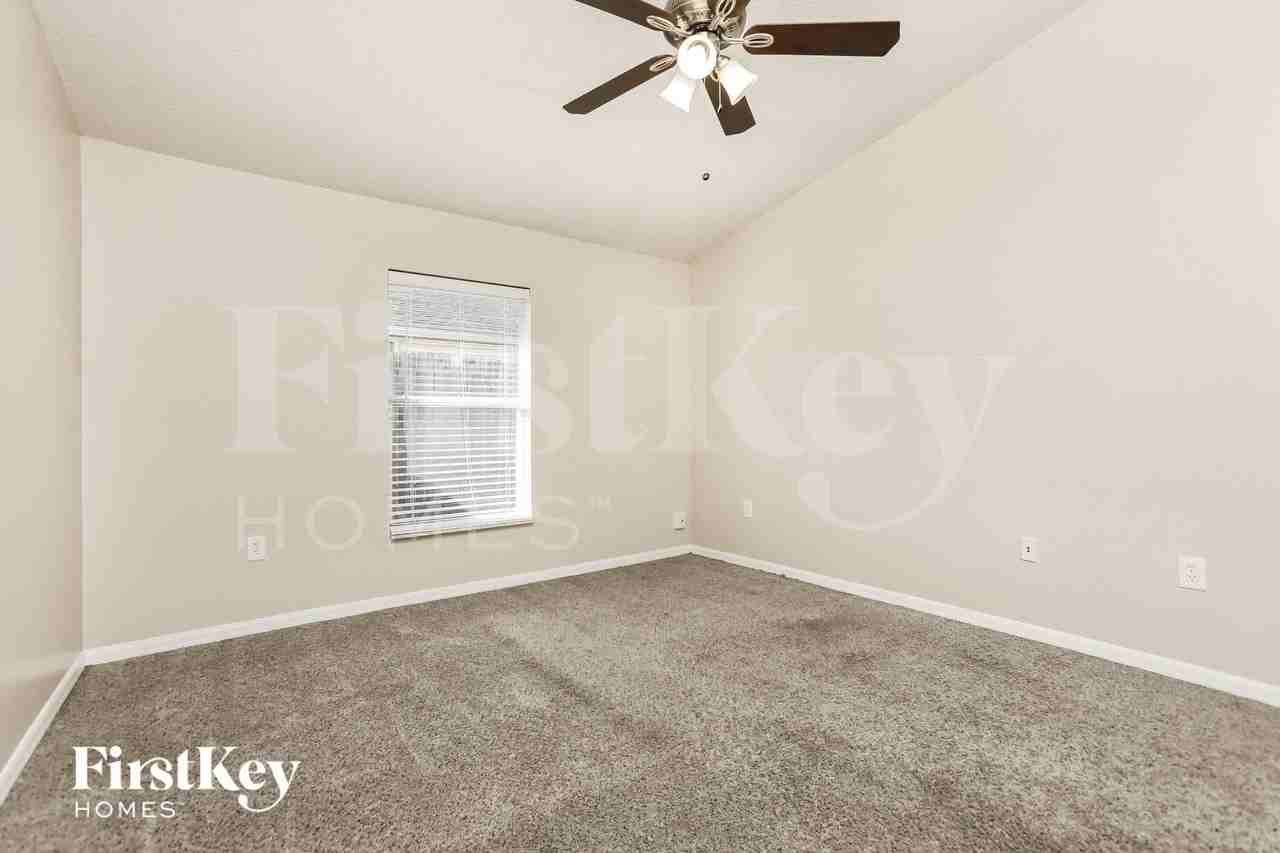 7419 Little Pond Ct - Photo 7 of 15