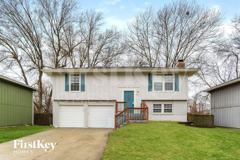 615 N Pine St - Photo 1 of 1