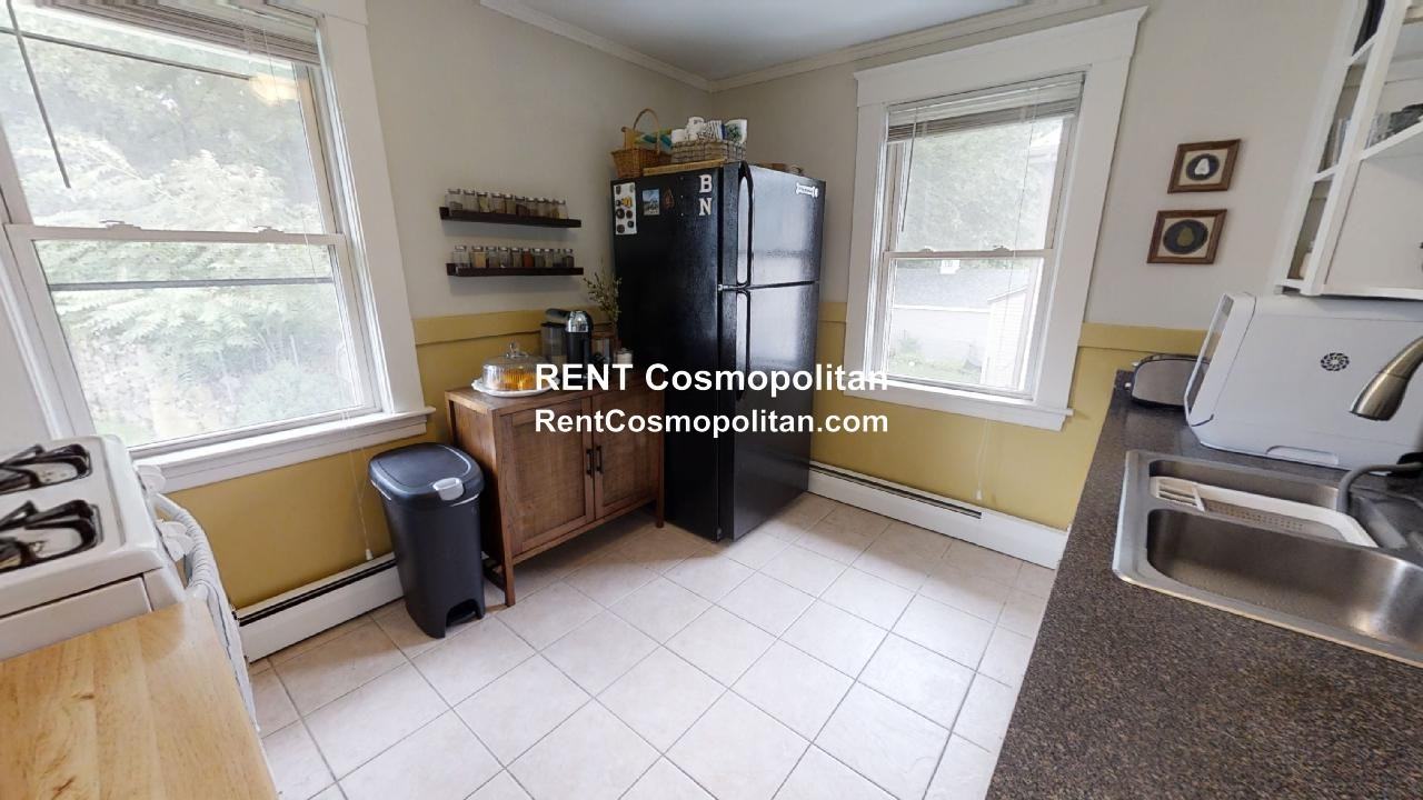 11 Walnut St #2 - Photo 6 of 7