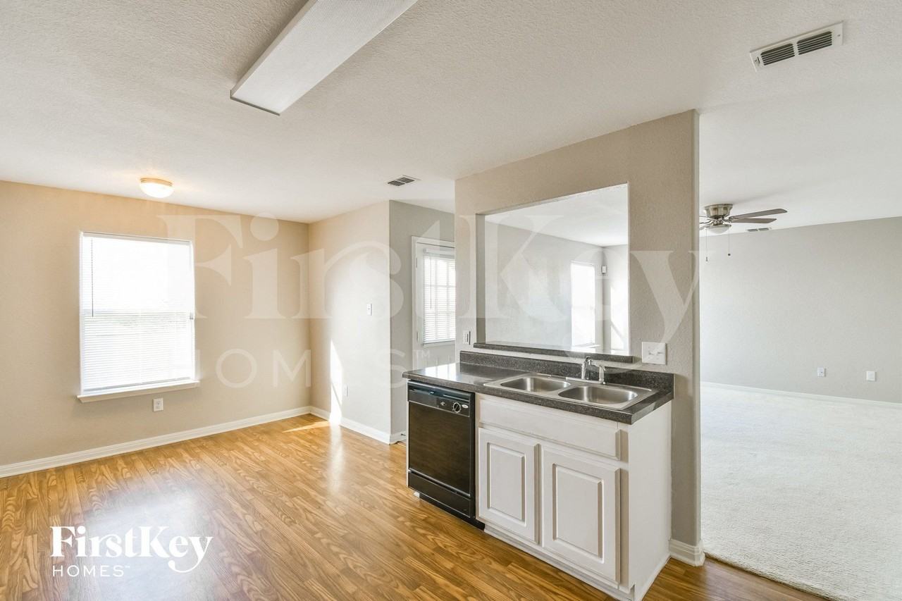 5722 Wildcat Cyn - Photo 7 of 15