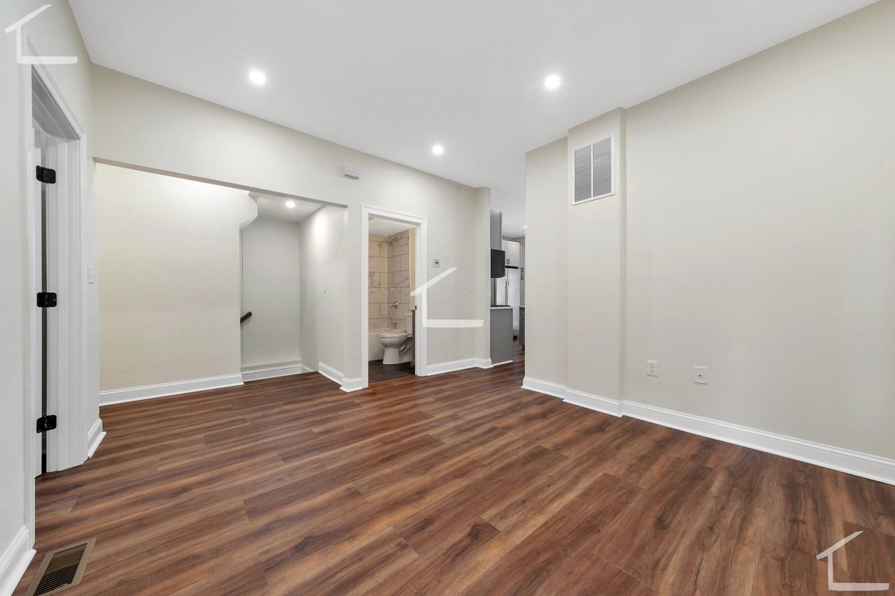 16-16.5 O St. #1 - Photo 2 of 23