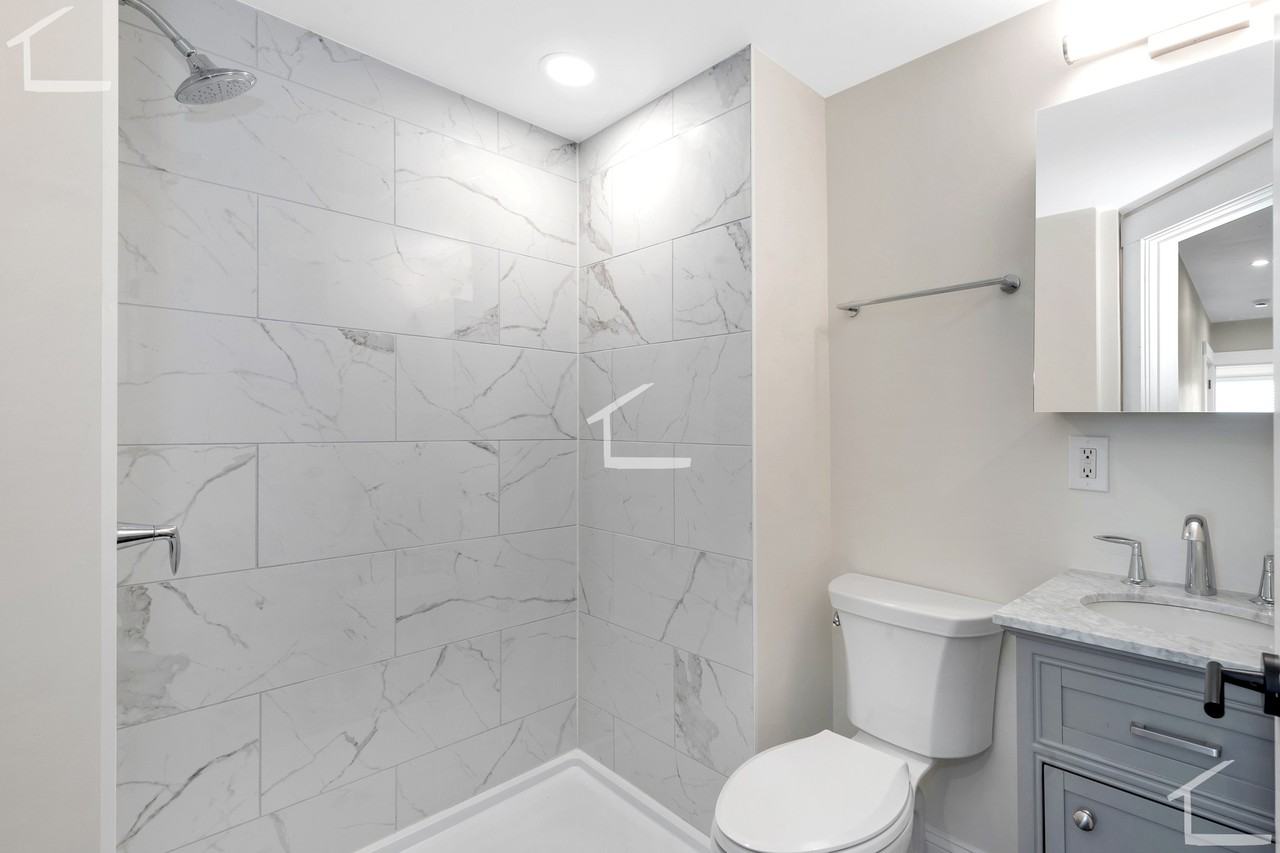 105 School St #2 - Photo 2 of 25