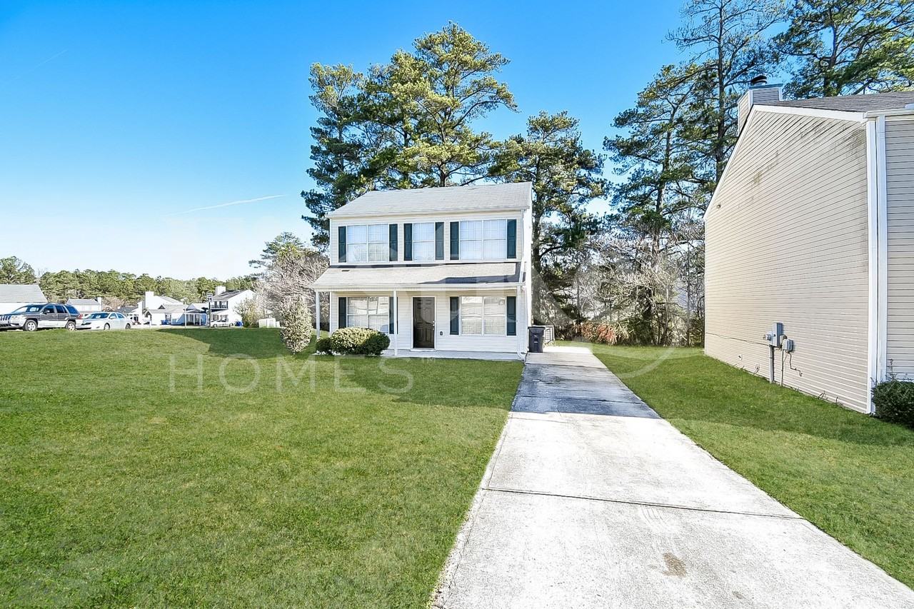 5205 Alexander St - Photo 2 of 15