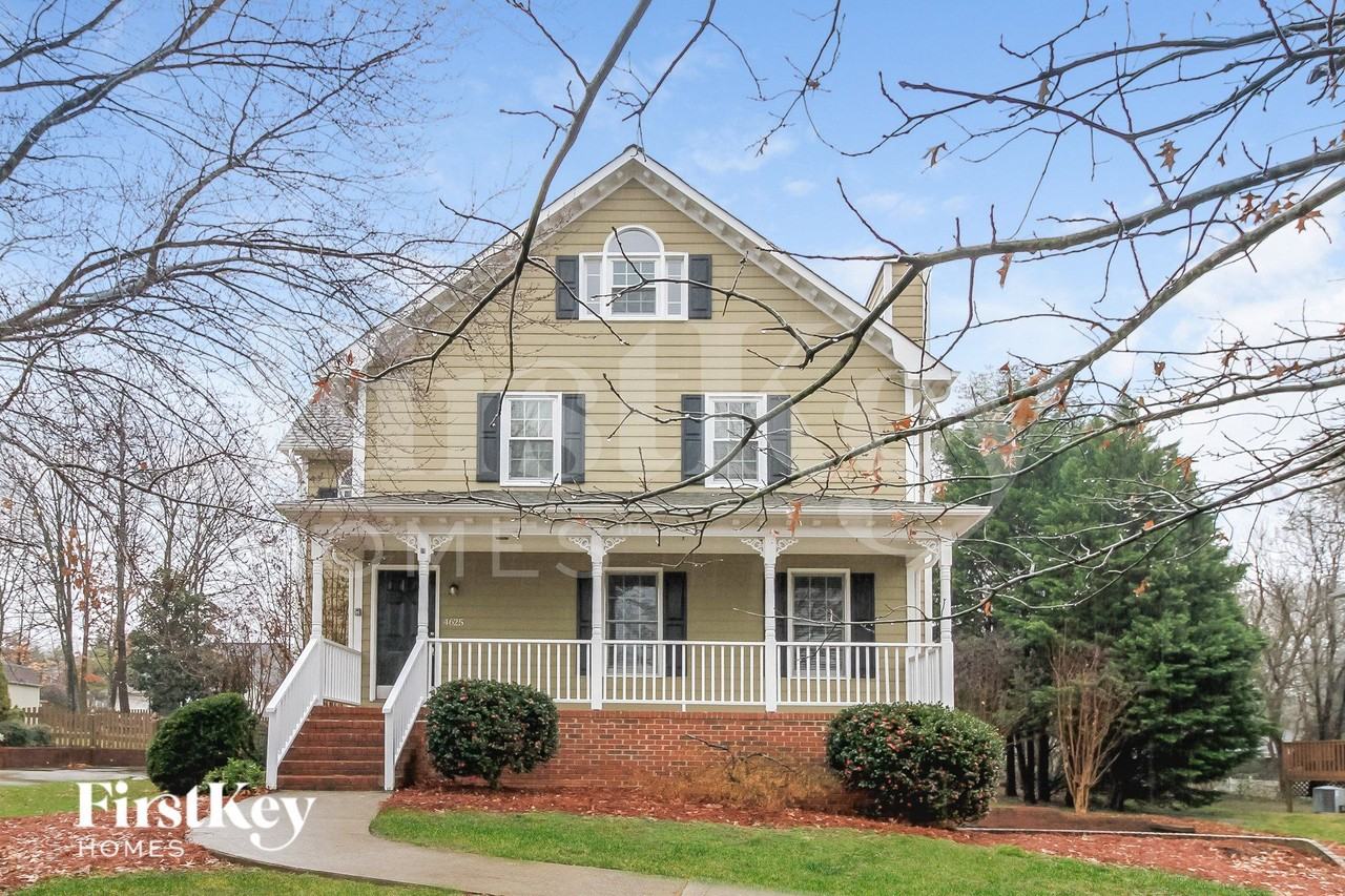 4625 Bay Creek Dr - Photo 2 of 15