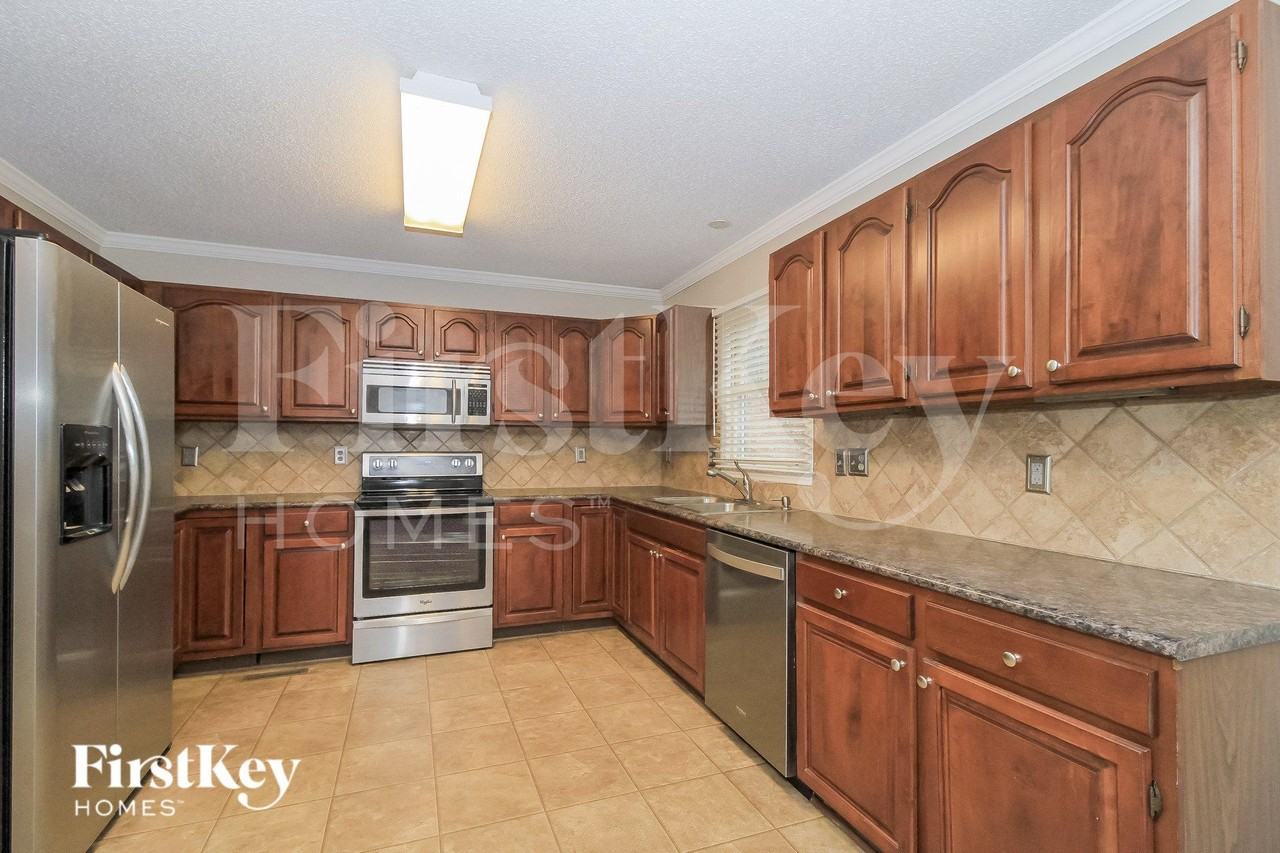 4625 Bay Creek Dr - Photo 6 of 15