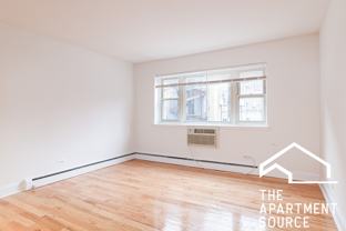 6830 N Sheridan Rd #270 - Photo 1 of 1