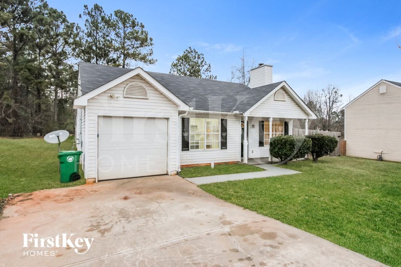 3342 Crestview Ct - Photo 3 of 15